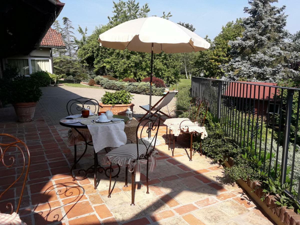 Tenuta Degli Angeli Rossi Alojamento de Acomodação e Pequeno-almoço Asti